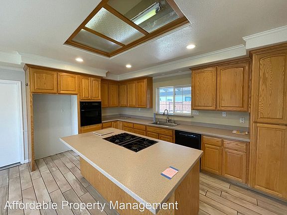 4th image of 42321 Paich Ct