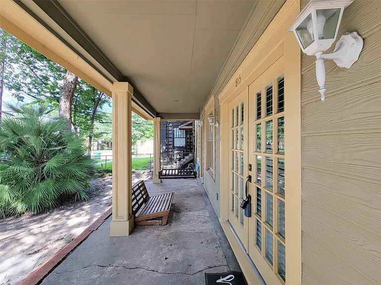 815 Sul Ross St #1 — Photo 3