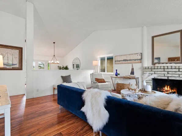 200 Coral Reef Ave, El Granada, CA 94018