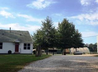 202 Ripson Bridge Ave, Sorento, IL 62086