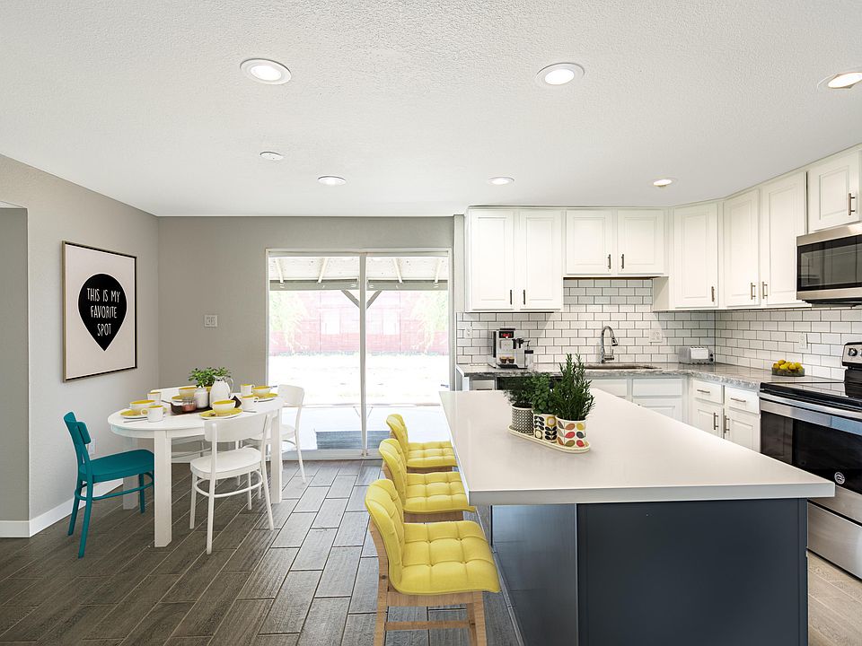 1st image of 1733 W Voltaire Ave