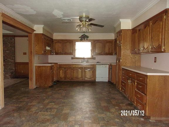 2nd image of 1039 Patricia Dr