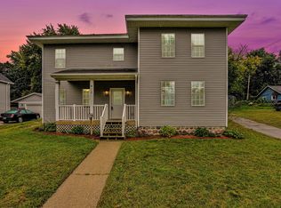 415 E Division St, Belding, MI 48809