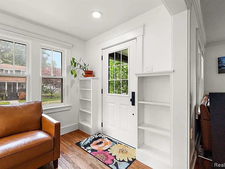 529 Hawthorn Ave — Photo 27
