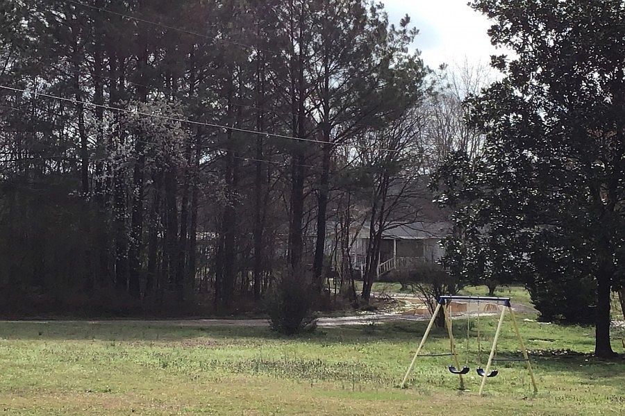 2nd image of 1094 Post Oak Rd