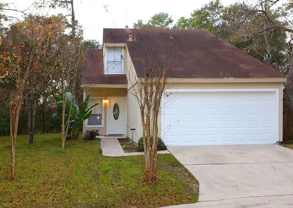 1st image of 5 Laurel Oak Pl