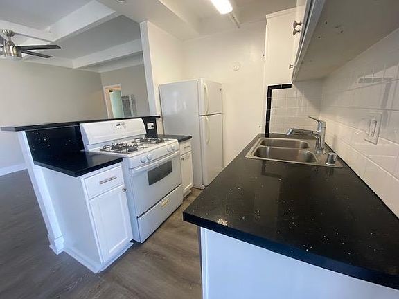 5th image of 3102 S Canfield Ave APT 5