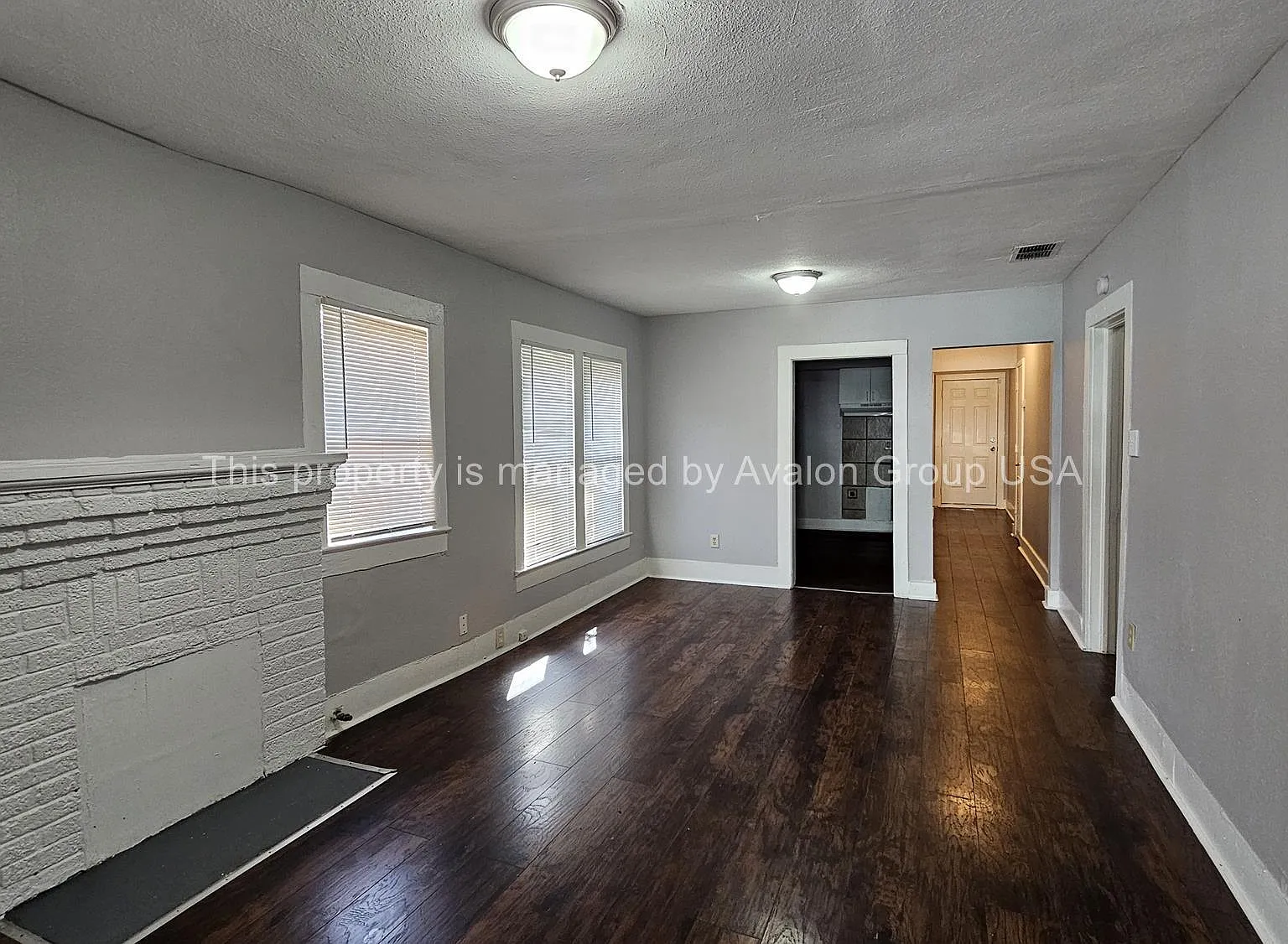 4 bed, 1225 sqft, $1,375 — Photo 2