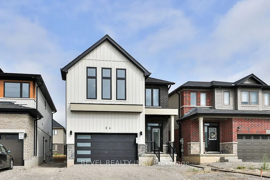 4 bed, $2,900 — Photo 3