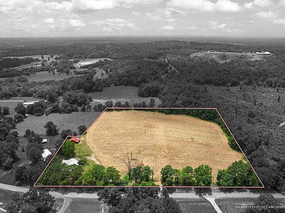 3rd image of 2811 Medlin Rd