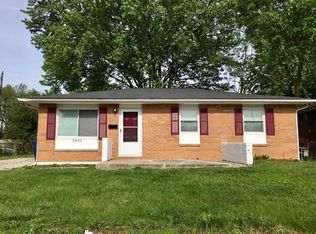 2833 Pamella Dr, Columbus, OH 43207