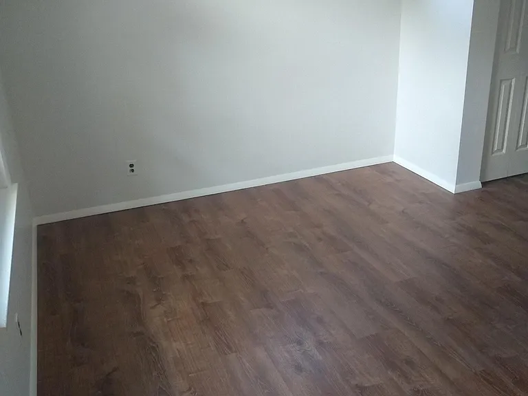 18561 Cook Ave — Photo 15