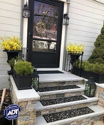 3rd image of 1083 Walnut St