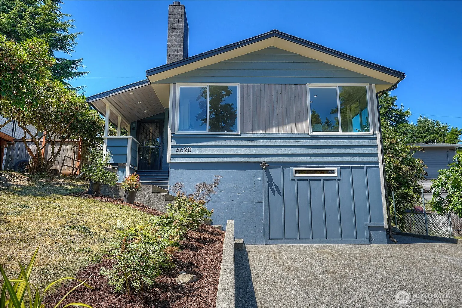 4620 N Ferdinand Street photo 1