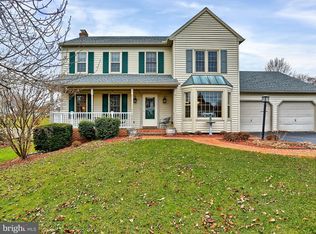 104 Deville Dr, Red Lion, PA 17356