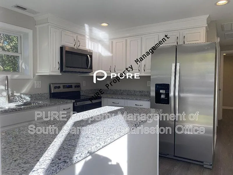 2 bed, 1.0 bath, 806 sqft, $1,849 — Photo 4