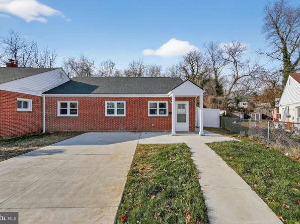 23 Simonds Dr, New Castle, DE 19720