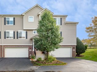 1859 Indian Hill Ln, Aurora, IL 60503