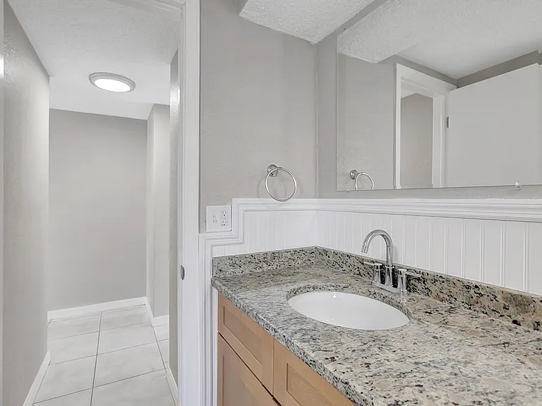 7210 Parrot Dr — Photo 27