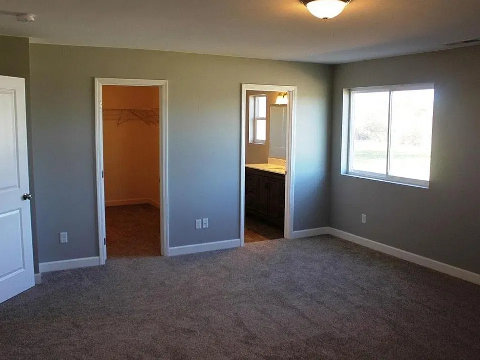 Master Bedroom 2