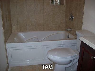 4th image of 3509 W Cortland St #1