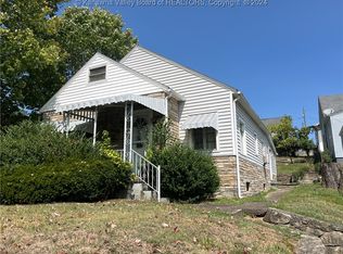110 Chestnut St, Dunbar, WV 25064