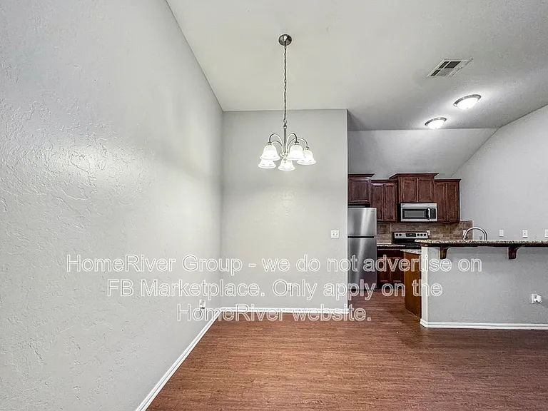 1729 Everglade Ct — Photo 8