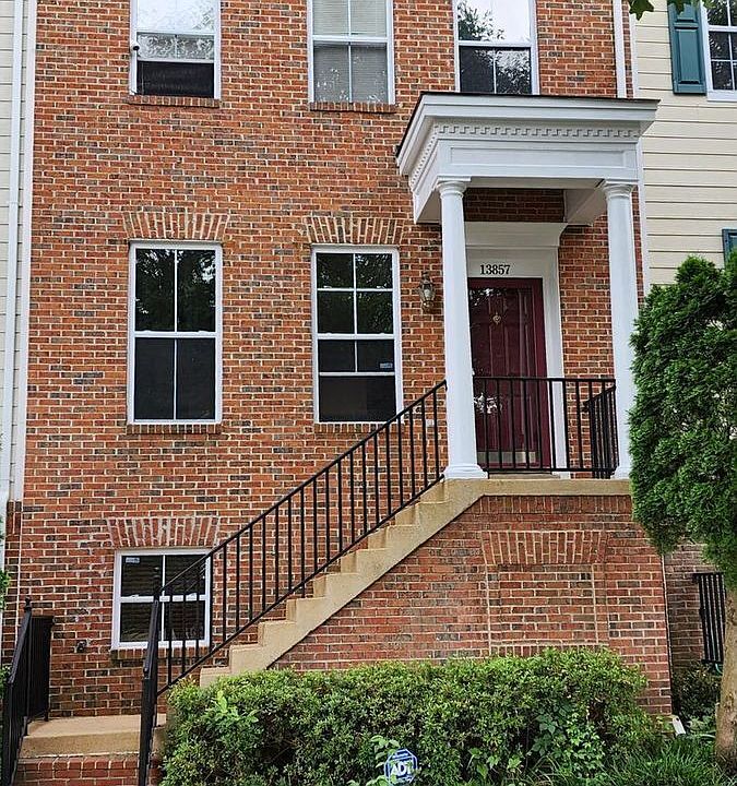 1st image of 13857 Palisades St