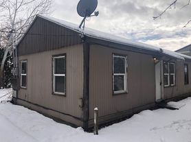 18114 E Cowley, 1