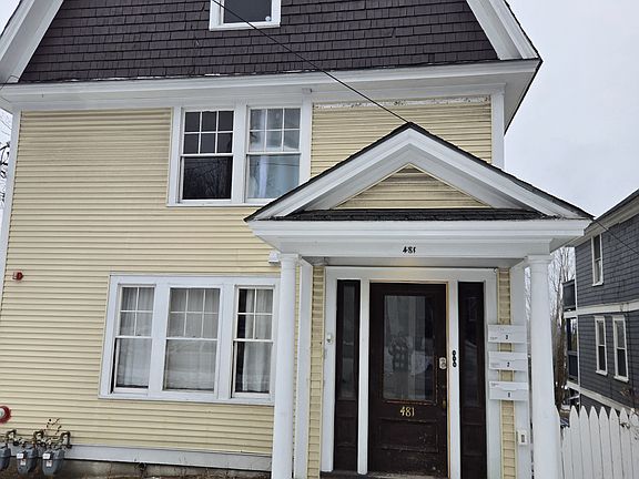3rd image of 481 Saint Paul St #12