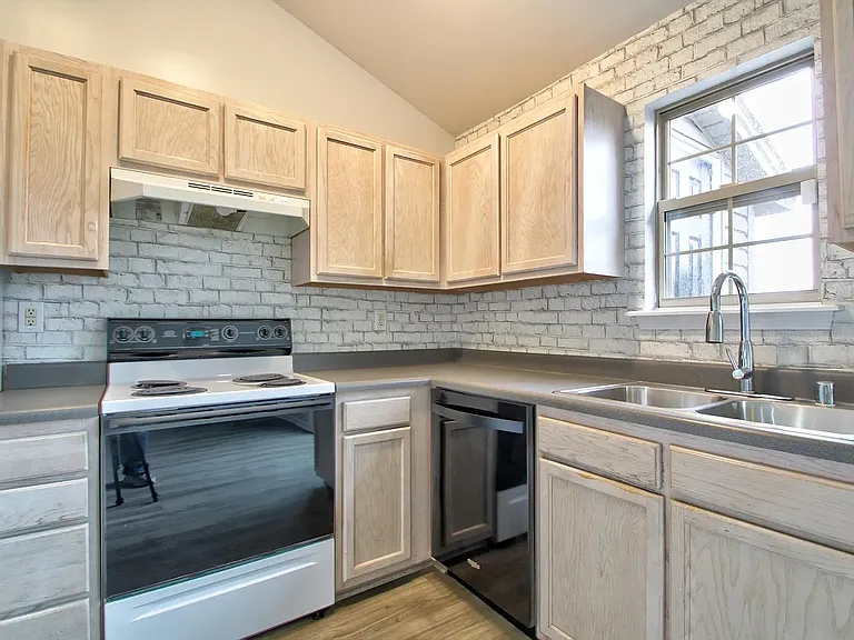 406 Platt Dr — Photo 12