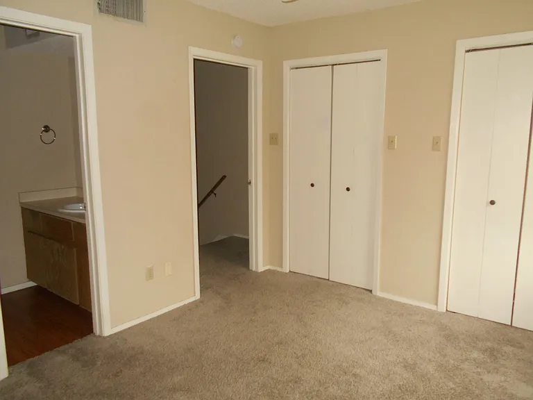 1226 Baylor Ave #114 — Photo 5