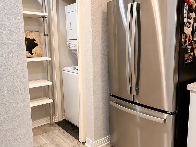1501 India St #304 — Photo 11