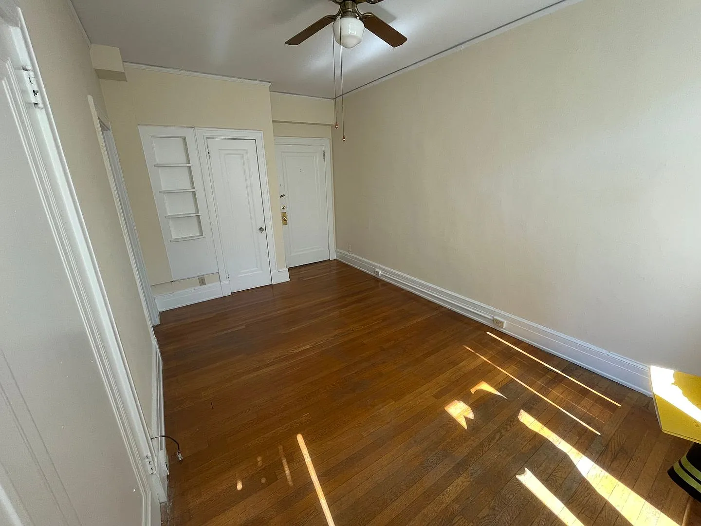 Belvedere House Apartments — Photo 2