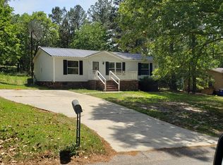 533 McDougald Dr, Raeford, NC 28376