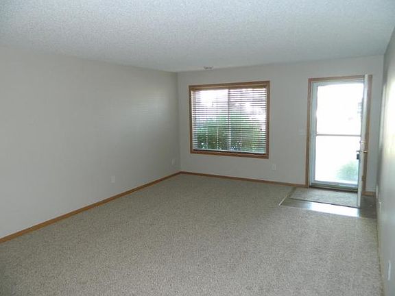 3rd image of 7073 139th Ave NW