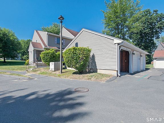 2nd image of 51 Dove Court