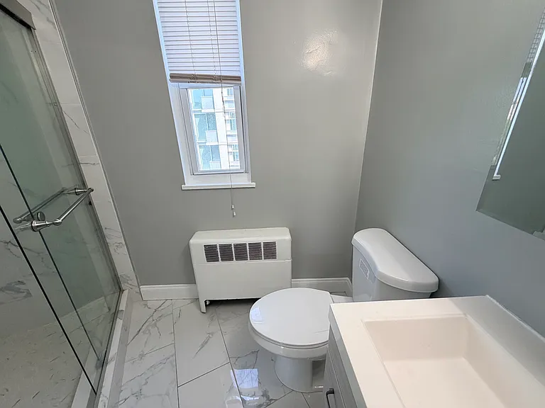 Chevy Chase Tower — Photo 22