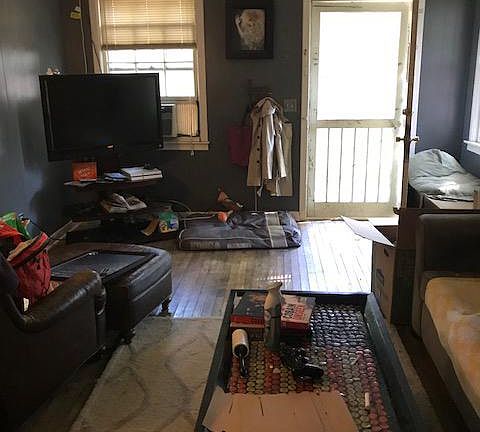 2nd image of 209 Herbert St #B