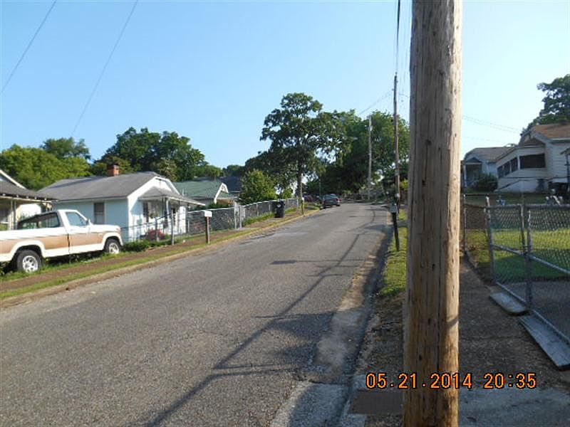 2nd image of 3400 Northrop St