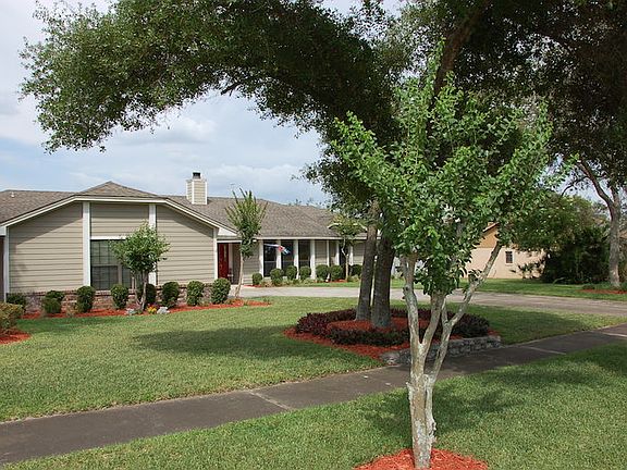 5th image of 3909 Salmon Dr