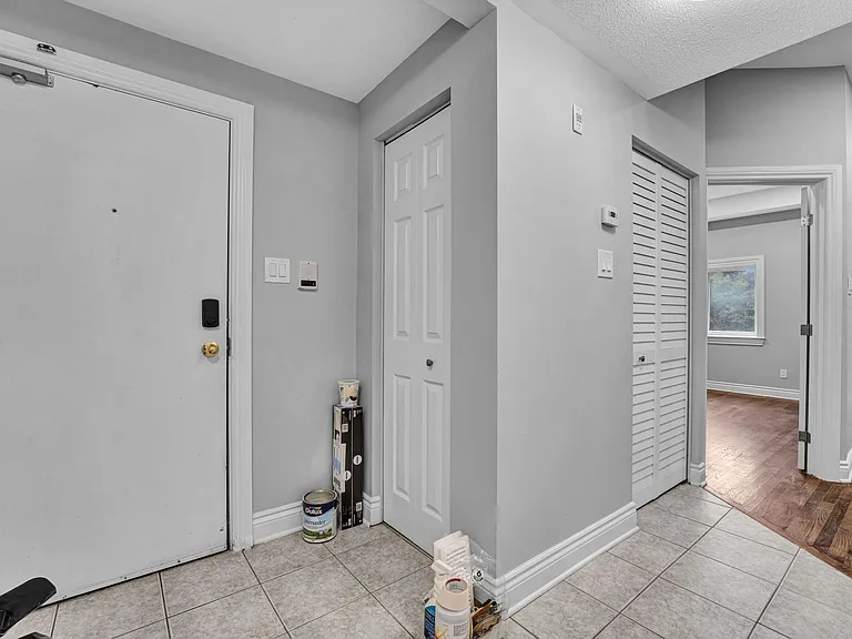 265 Carruthers Ave #202 — Photo 6