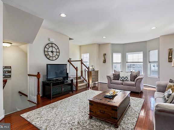 5th image of 316 Dogwood Dr #316