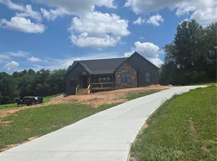 2490 New Hope Rd, Morganton, GA 30560