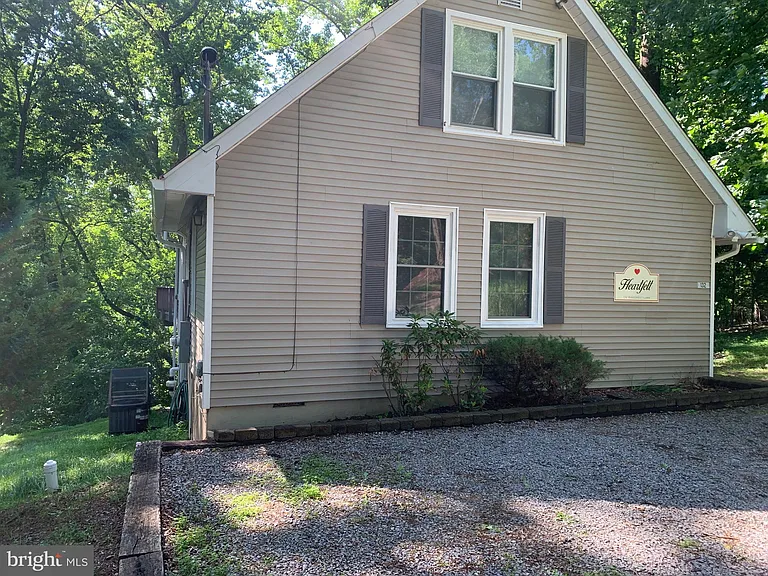 132 Pinecrest — Photo 2
