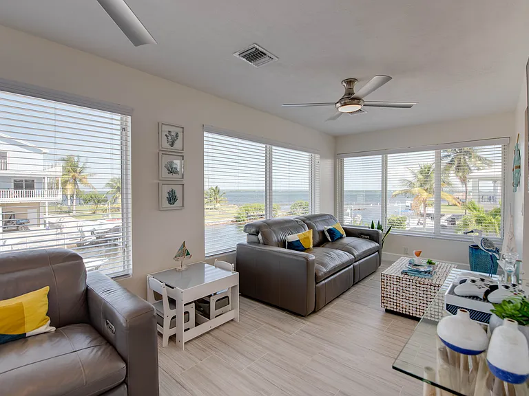 31145 Hollerich Dr — Photo 5