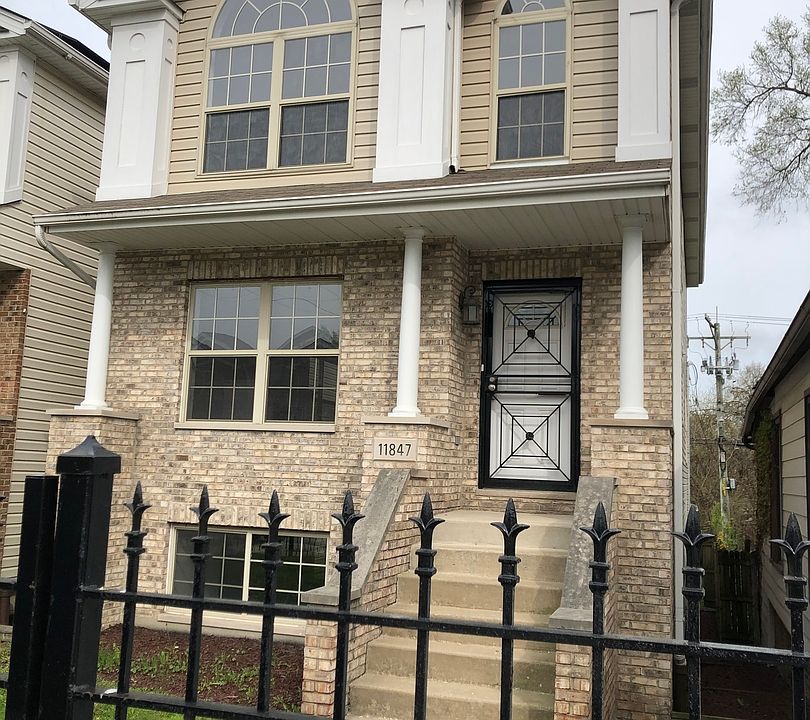 1st image of 11847 S Vincennes Ave