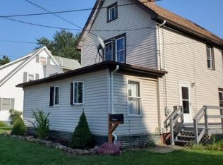 173 W Main St, North East, PA