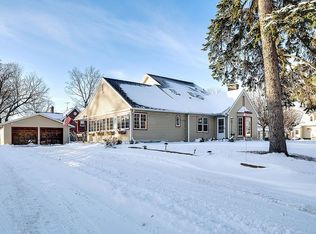 121 9th St W, Hastings, MN 55033