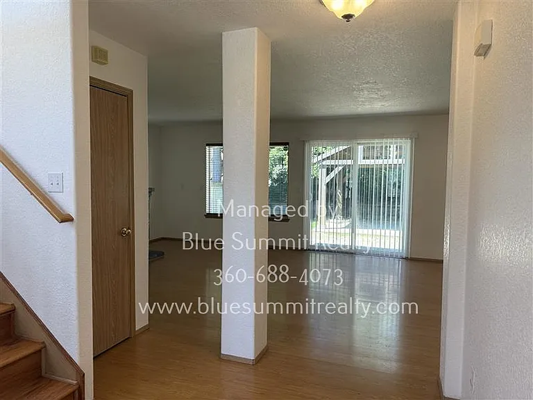 4405 Seville Dr SE — Photo 4
